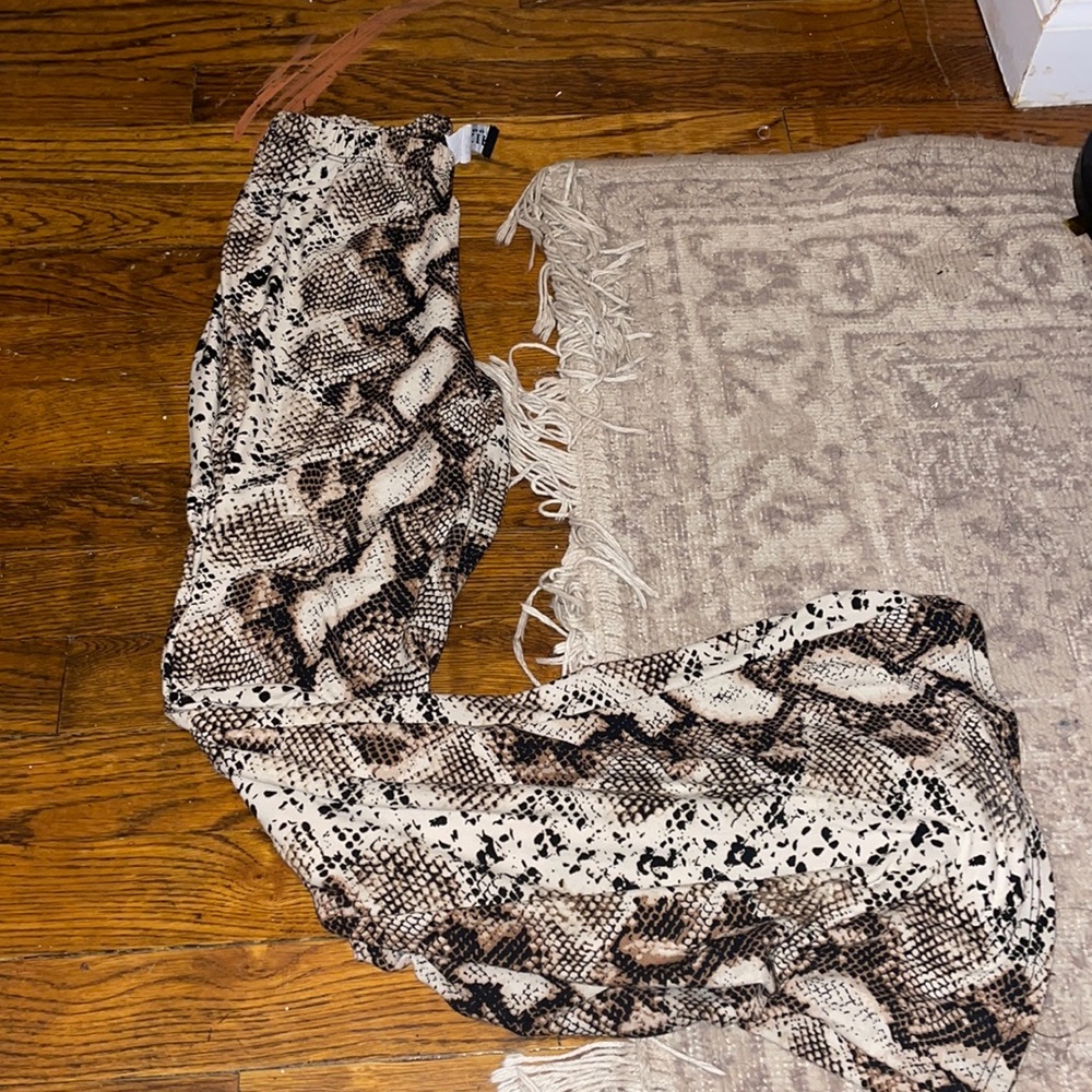 Flair snake skin